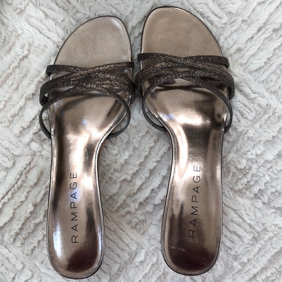 Rampage Size 8.5 kitten heel in Bronze Glitter - Picture 4 of 8